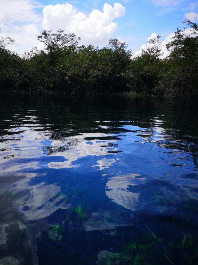 Hotel Colibri Peten فلوريس المظهر الخارجي الصورة