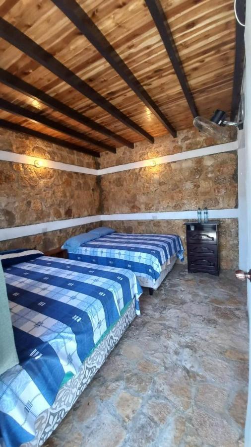 Hotel Colibri Peten فلوريس المظهر الخارجي الصورة